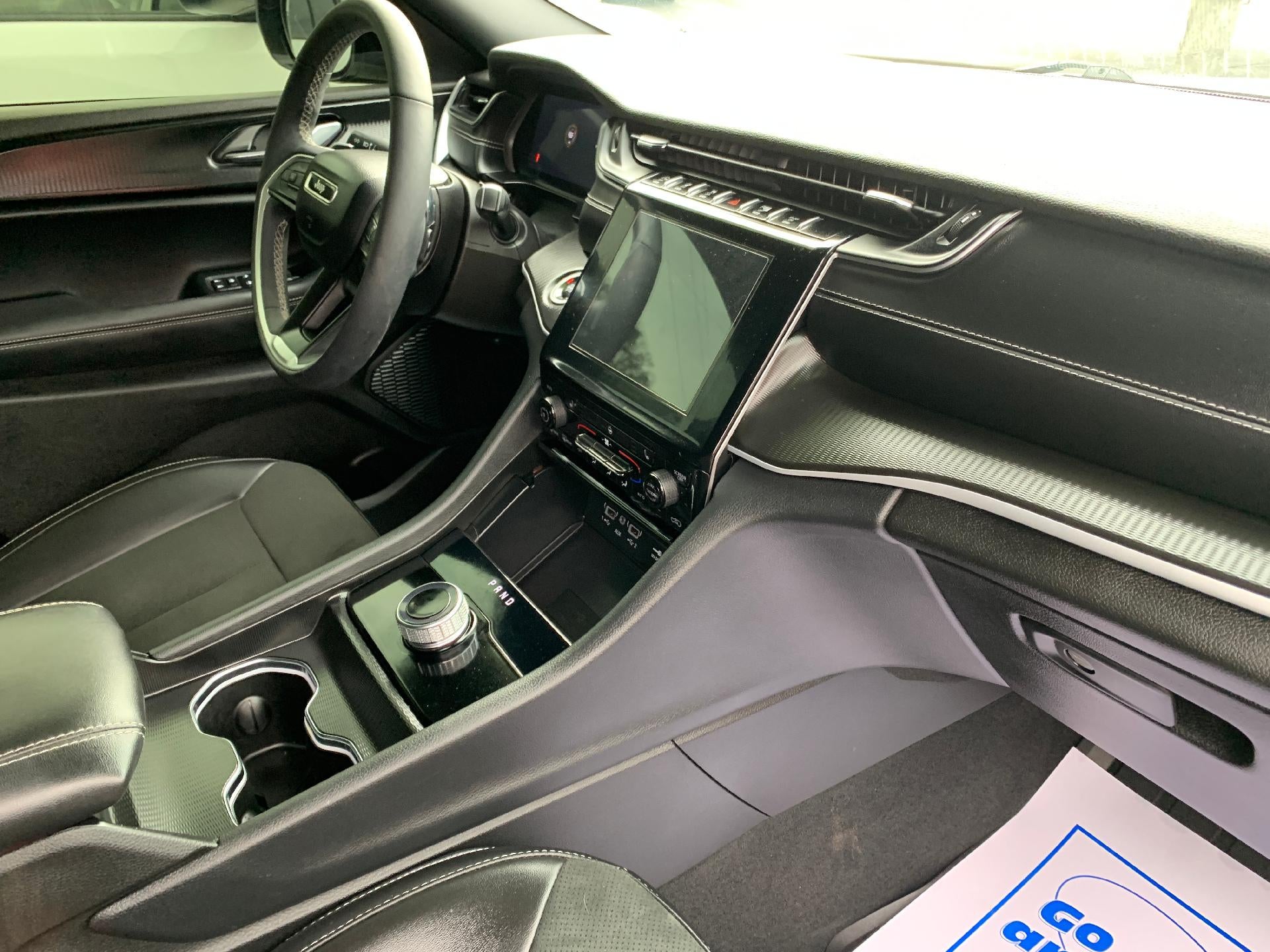 2025 Jeep Grand Cherokee L Altitude X 4x4