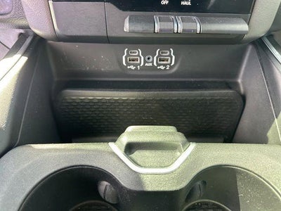 2021 RAM 1500 Big Horn 4x4 Crew Cab 5'7" Box