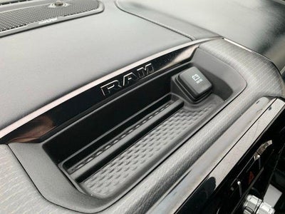 2022 RAM 1500 Limited 4x4 Crew Cab 5'7" Box