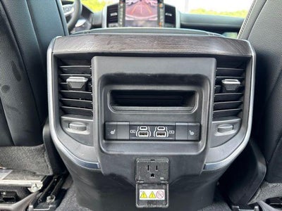 2025 RAM 1500 Laramie 4x4 Crew Cab 5'7" Box