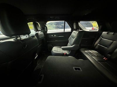 2025 Ford Explorer ST-Line 4WD
