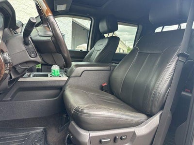 2016 Ford Super Duty F-250 SRW 4WD Crew Cab 6-3/4 Ft Box Platinum