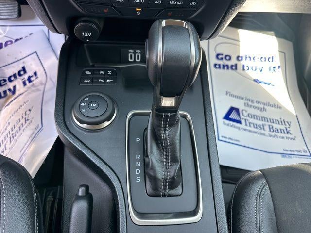 2022 Ford Ranger LARIAT 4WD SuperCrew 5' Box