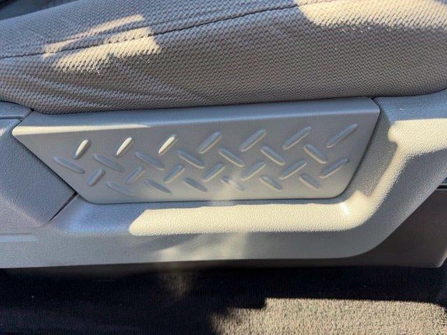 2013 Ford F-150 2WD SuperCrew 5-1/2 Ft Box XLT