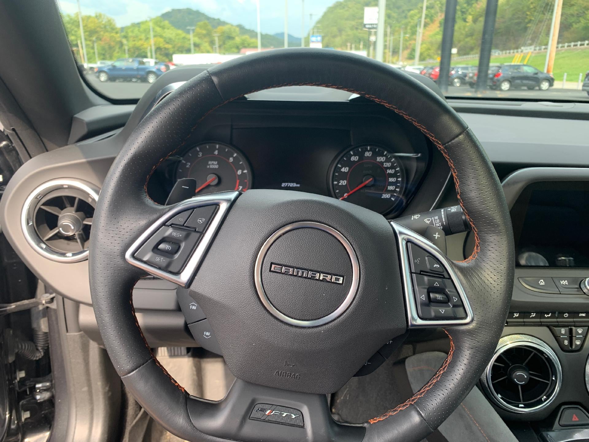 2017 Chevrolet Camaro 2dr Coupe 2SS