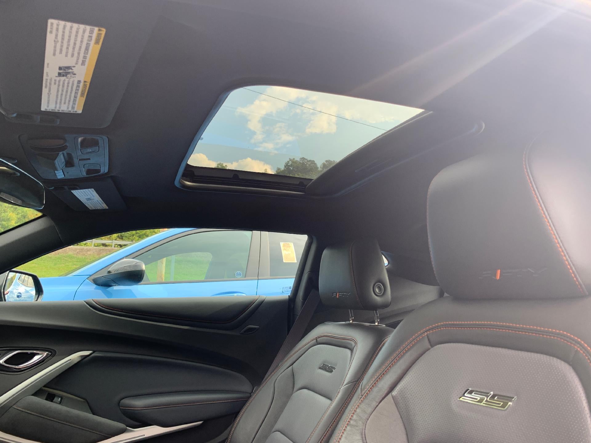 2017 Chevrolet Camaro 2dr Coupe 2SS