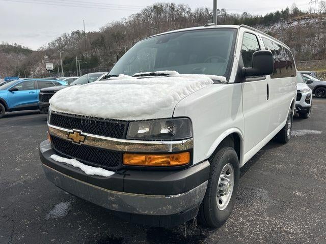 2024 Chevrolet Express Passenger 2500 2500 Regular Wheelbase Rear-Wheel Drive 1LT
