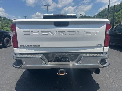 2020 Chevrolet Silverado 2500 HD Crew Cab Standard Box 4-Wheel Drive LTZ