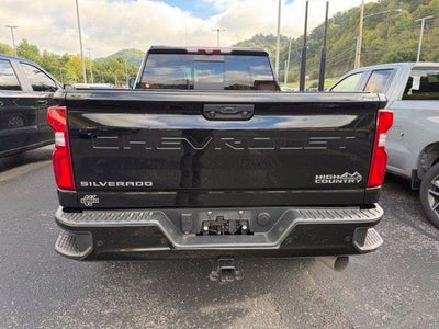 2021 Chevrolet Silverado 2500 HD Crew Cab Standard Box 4-Wheel Drive High Country