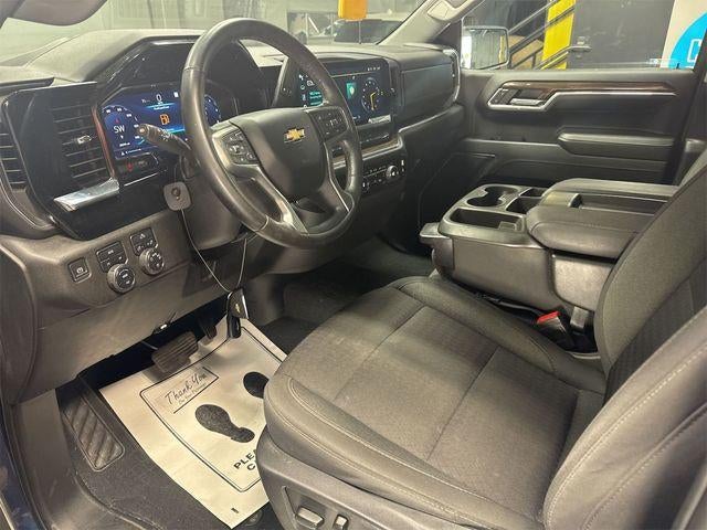 2023 Chevrolet Silverado 1500 Crew Cab Short Box 4-Wheel Drive LT 2FL