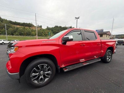 2024 Chevrolet Silverado 1500 Crew Cab Short Box 4-Wheel Drive LT 2FL