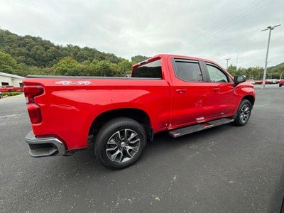 2024 Chevrolet Silverado 1500 Crew Cab Short Box 4-Wheel Drive LT 2FL