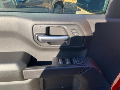 2026 Chevrolet Silverado 1500 Custom Crew Cab 4x4