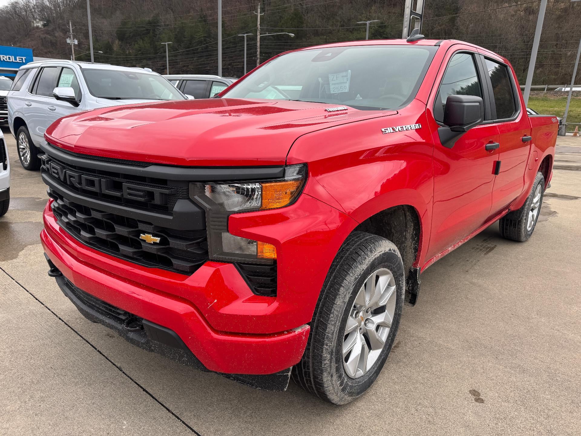 2026 Chevrolet Silverado 1500 Custom Crew Cab 4x4