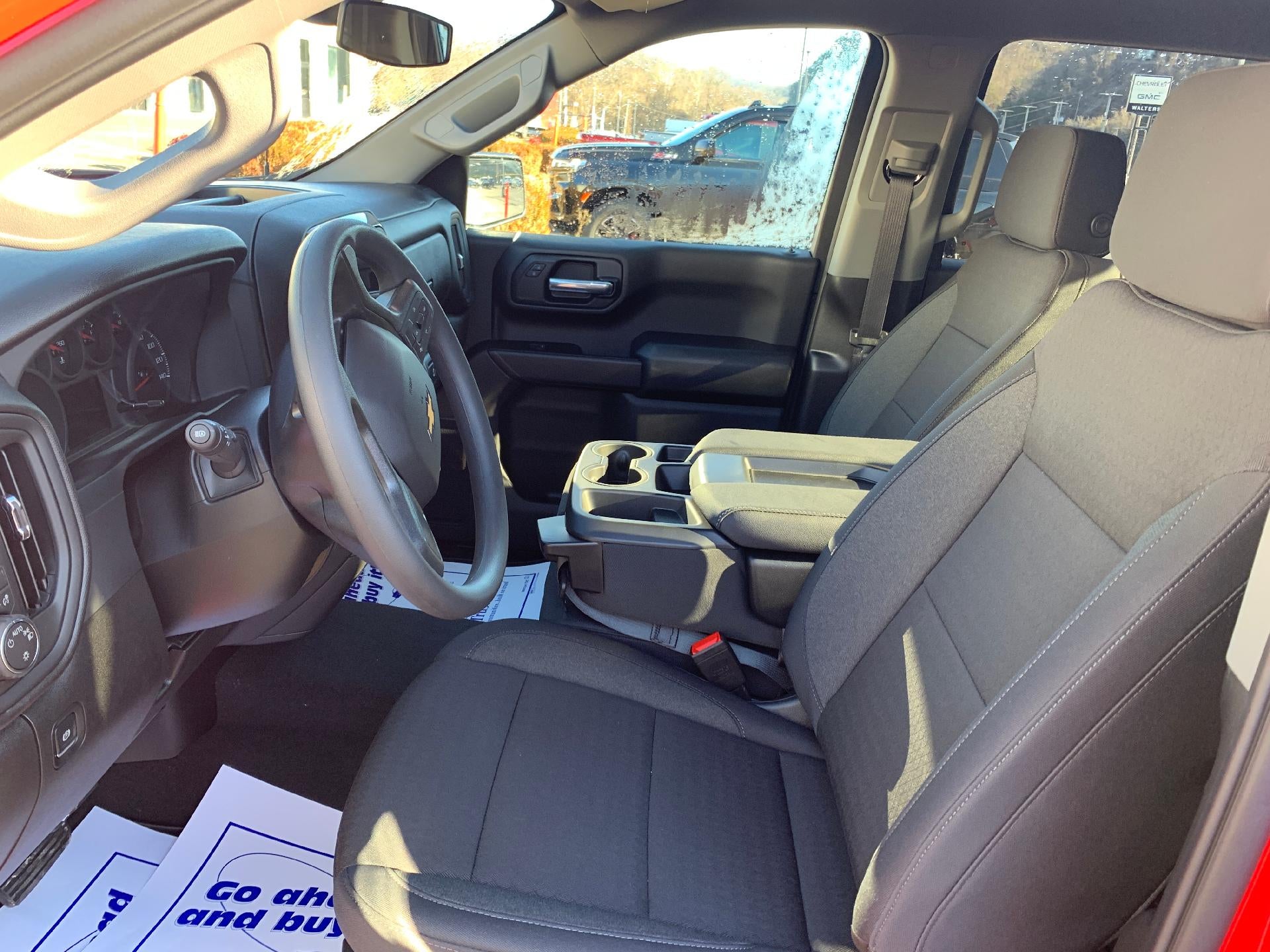 2026 Chevrolet Silverado 1500 Custom Crew Cab 4x4