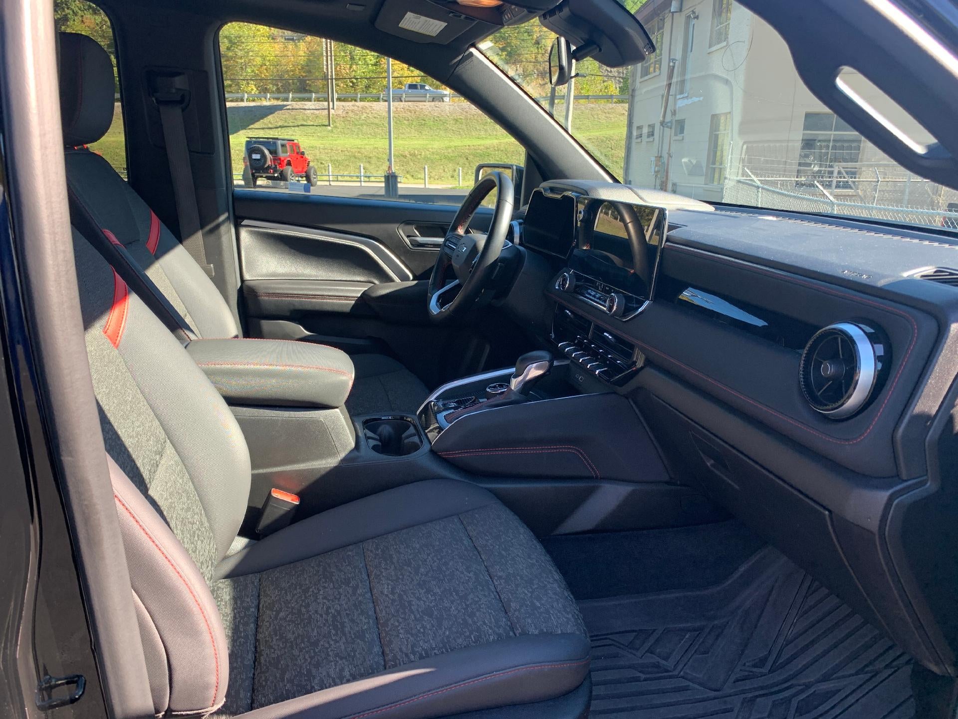 2023 Chevrolet Colorado Crew Cab Short Box 4-Wheel Drive Z71