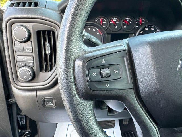2020 Chevrolet Silverado 1500 Crew Cab Short Box 4-Wheel Drive Custom