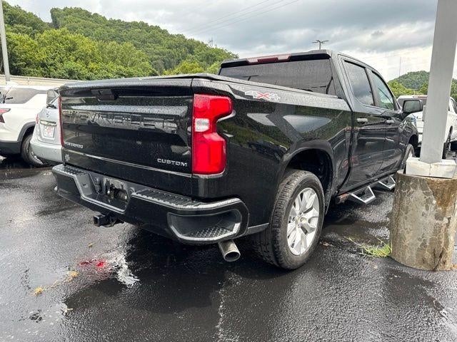 2020 Chevrolet Silverado 1500 Crew Cab Short Box 4-Wheel Drive Custom