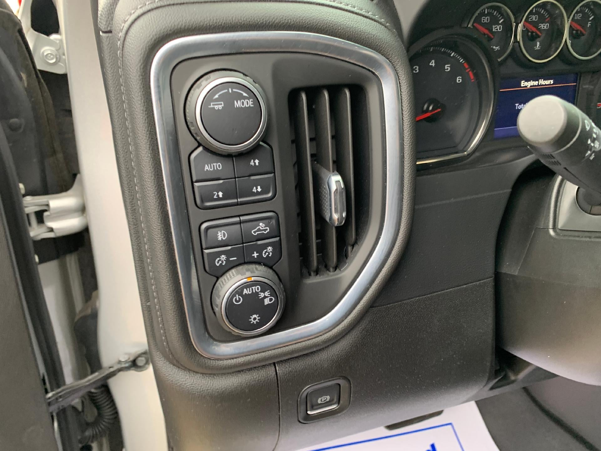 2021 Chevrolet Silverado 1500 Crew Cab Short Box 4-Wheel Drive LT Trail Boss