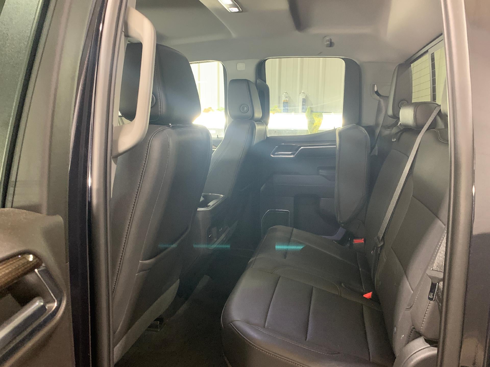 2022 Chevrolet Silverado 1500 Double Cab Standard Box 4-Wheel Drive RST