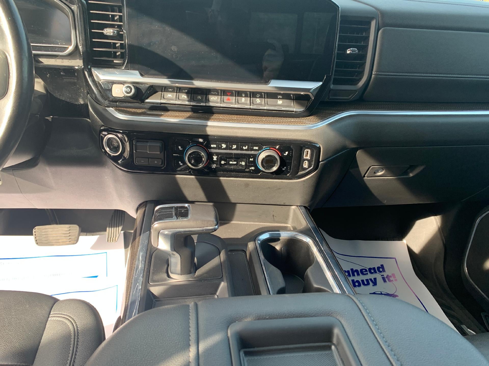 2022 Chevrolet Silverado 1500 Double Cab Standard Box 4-Wheel Drive RST