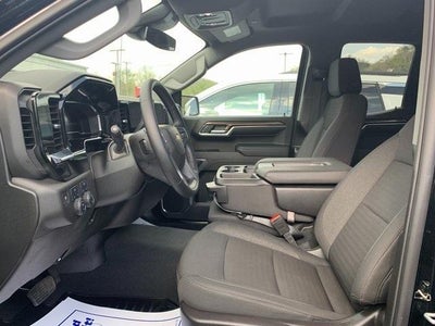 2024 Chevrolet Silverado 1500 Double Cab Standard Box 4-Wheel Drive LT 2FL