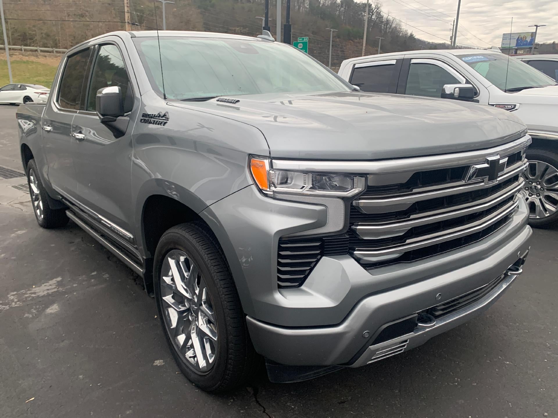 2024 Chevrolet Silverado 1500 Crew Cab Short Box 4-Wheel Drive High Country