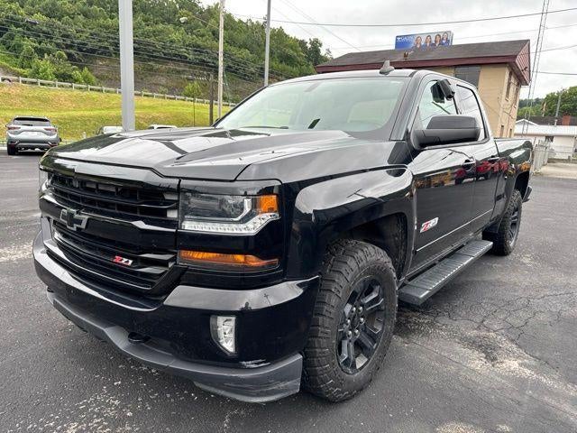 2017 Chevrolet Silverado 1500 Double Cab Standard Box 4-Wheel Drive LT Z71
