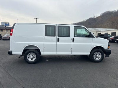 2025 Chevrolet Express Cargo 2500 2500 Regular Wheelbase Rear-Wheel Drive