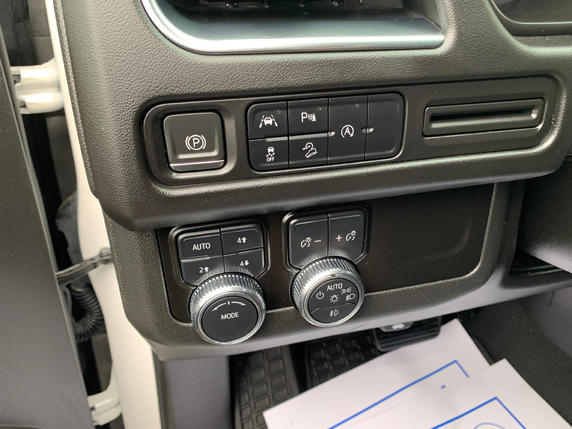 2024 GMC Yukon 4WD 4dr AT4