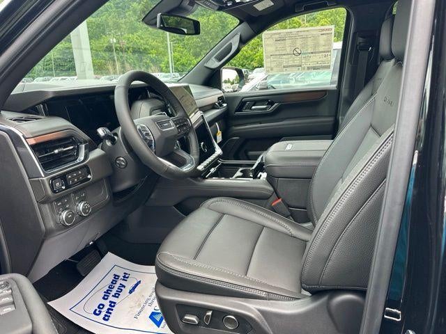 2026 GMC Yukon Denali - Photo 18