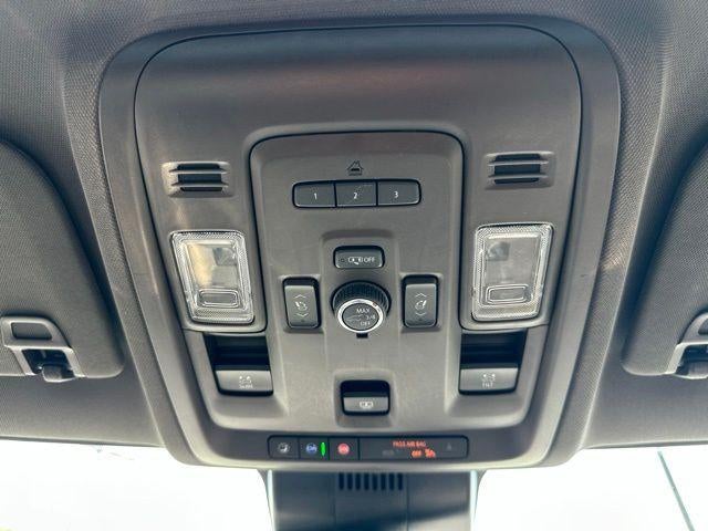 2023 GMC Yukon XL 4WD 4dr SLT