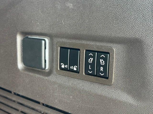 2023 GMC Yukon XL 4WD 4dr SLT