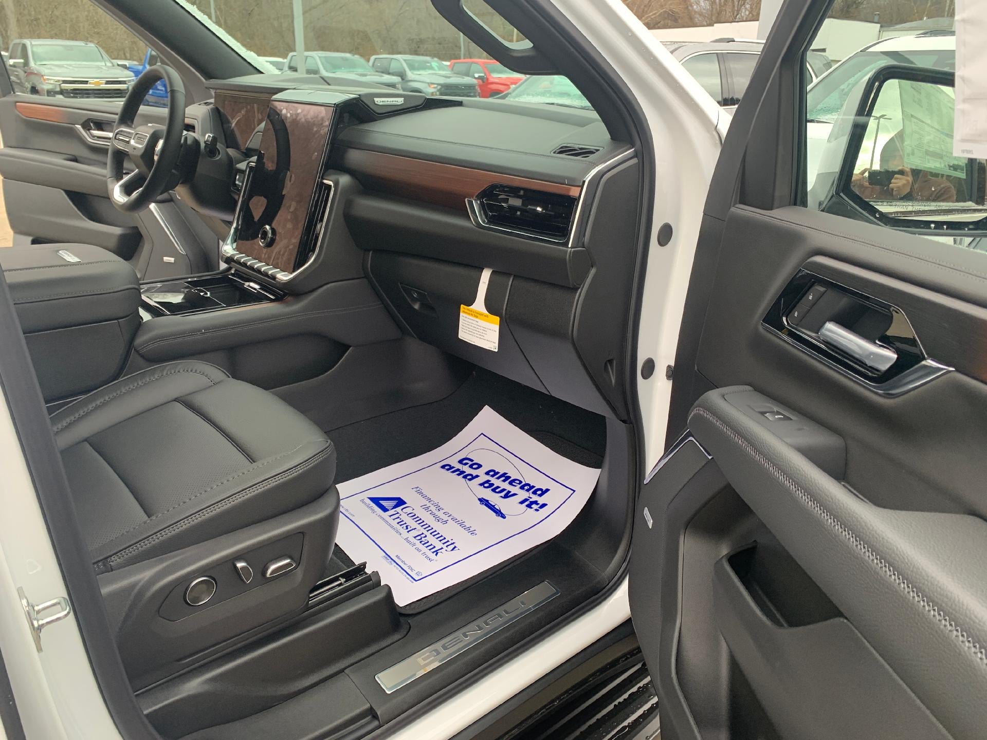 2026 GMC Yukon XL Denali 4x4