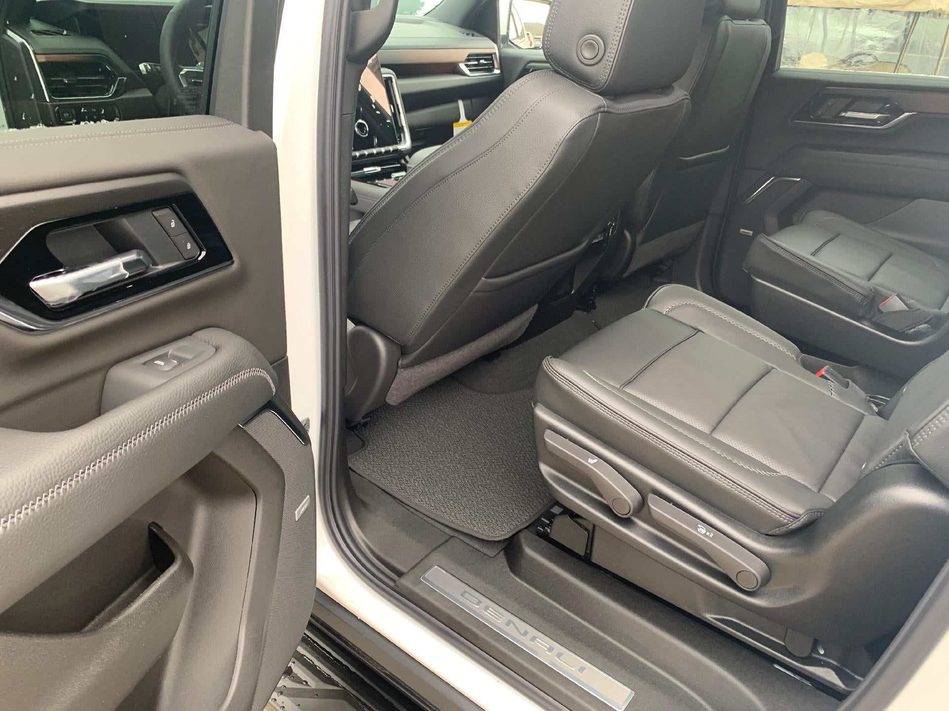 2026 GMC Yukon XL Denali 4x4