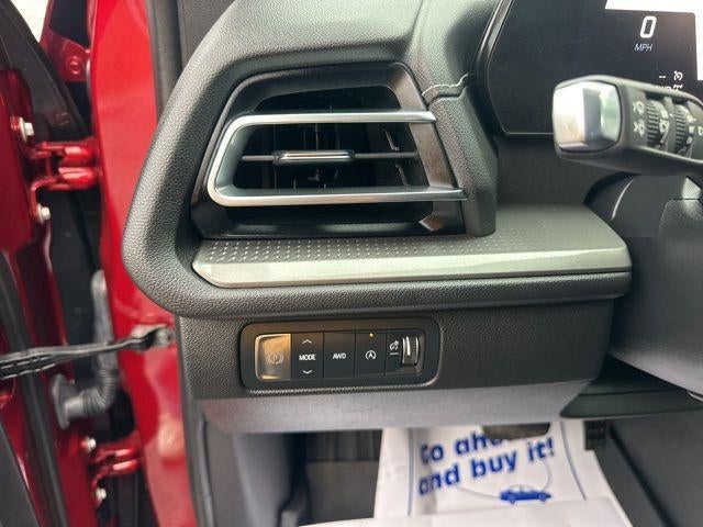 2024 Chevrolet Traverse LT w/2LT