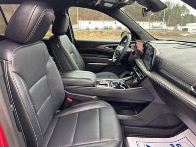 2024 Chevrolet Traverse LT w/2LT