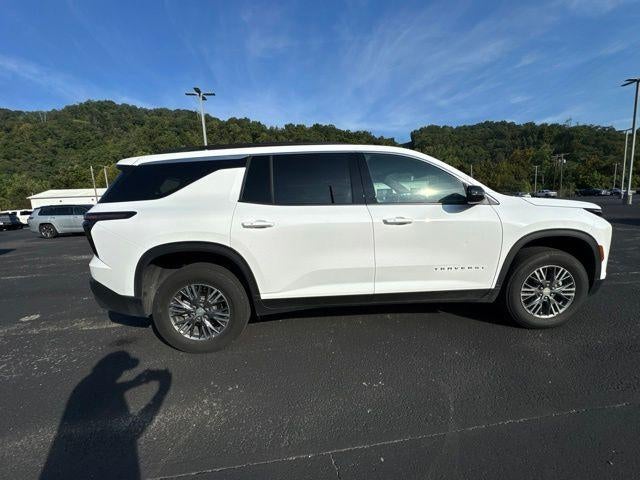 2025 Chevrolet Traverse LT w/2LT