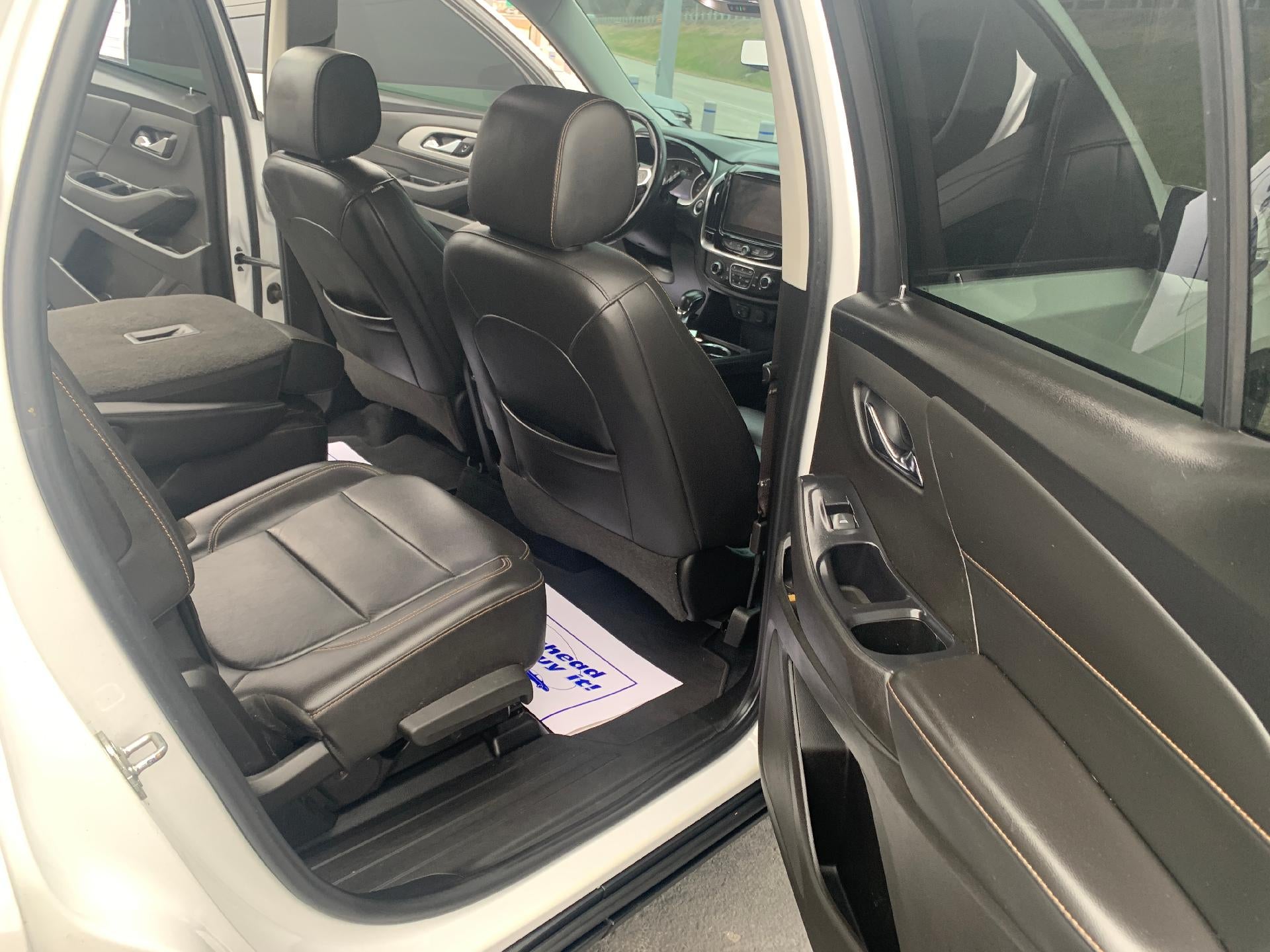 2021 Chevrolet Traverse AWD 2LT