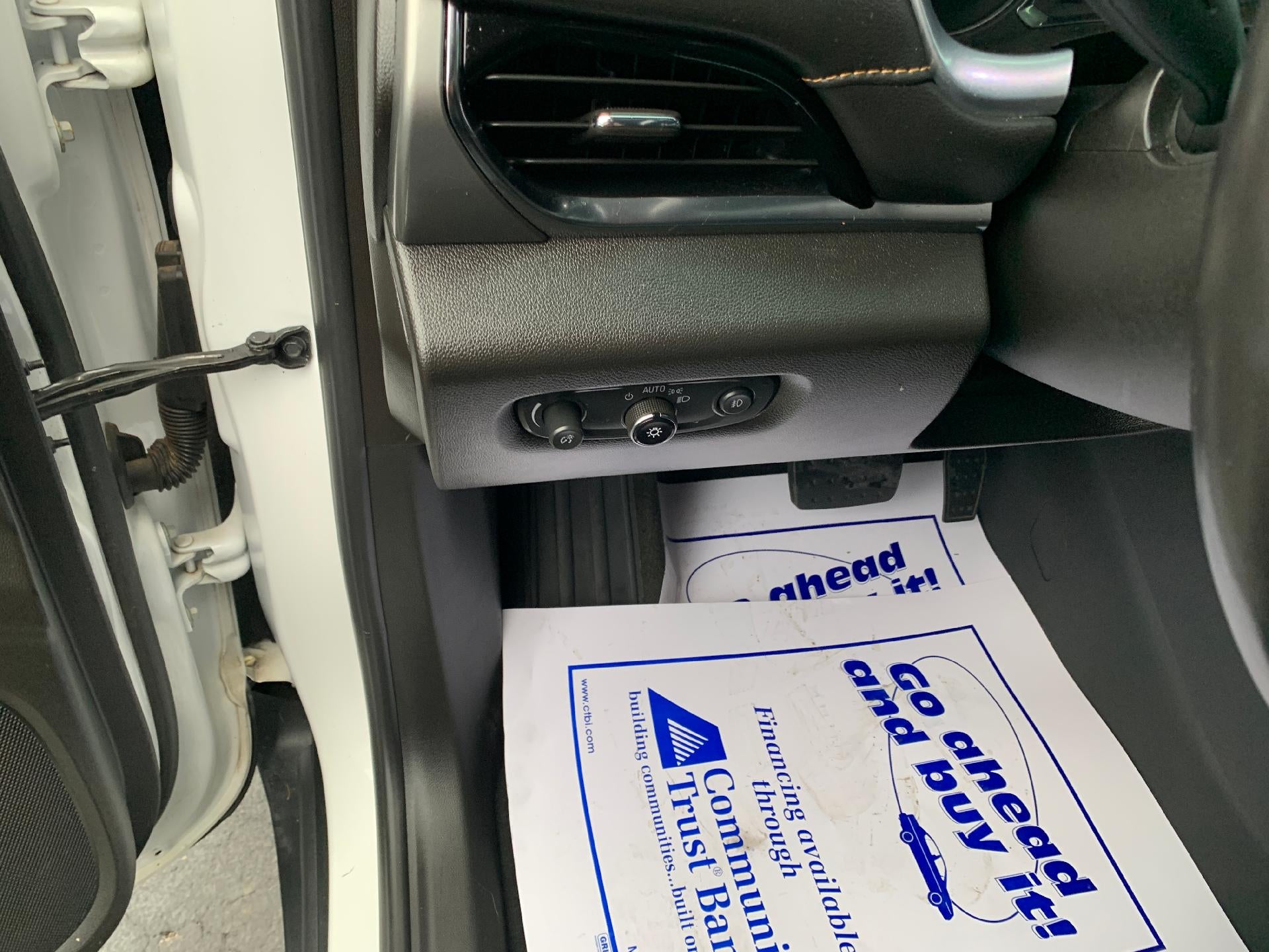 2021 Chevrolet Traverse AWD 2LT