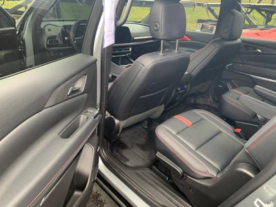 2025 Chevrolet Traverse RS w/2RS