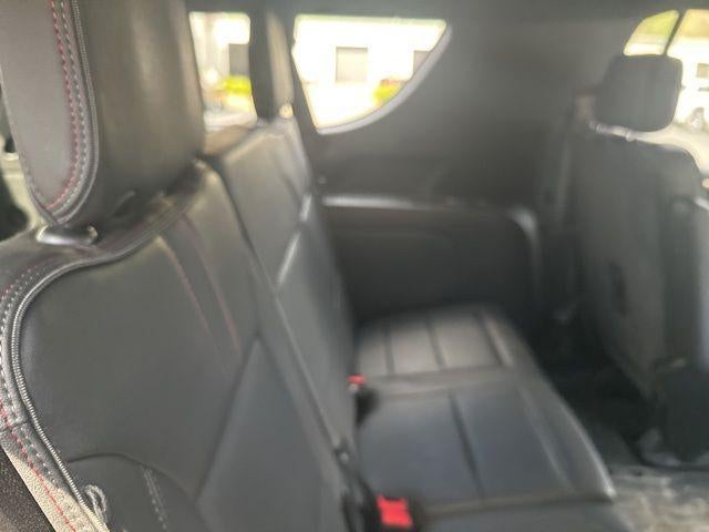 2025 Chevrolet Suburban 4WD RST