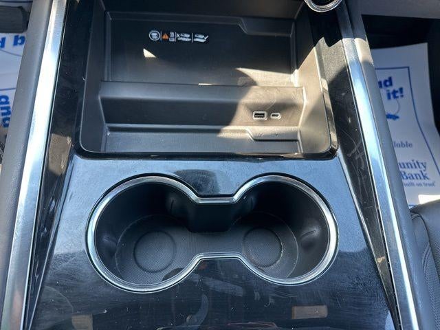 2025 Chevrolet Suburban 4WD RST