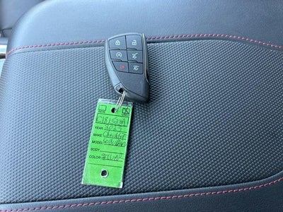 2025 Chevrolet Suburban 4WD RST