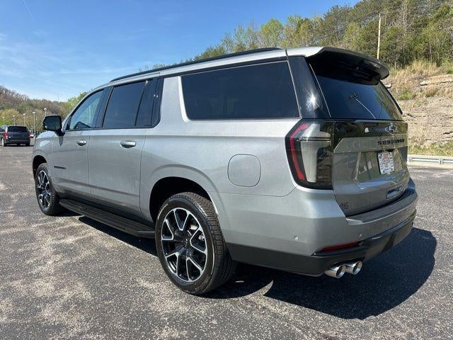 2025 Chevrolet Suburban 4WD RST