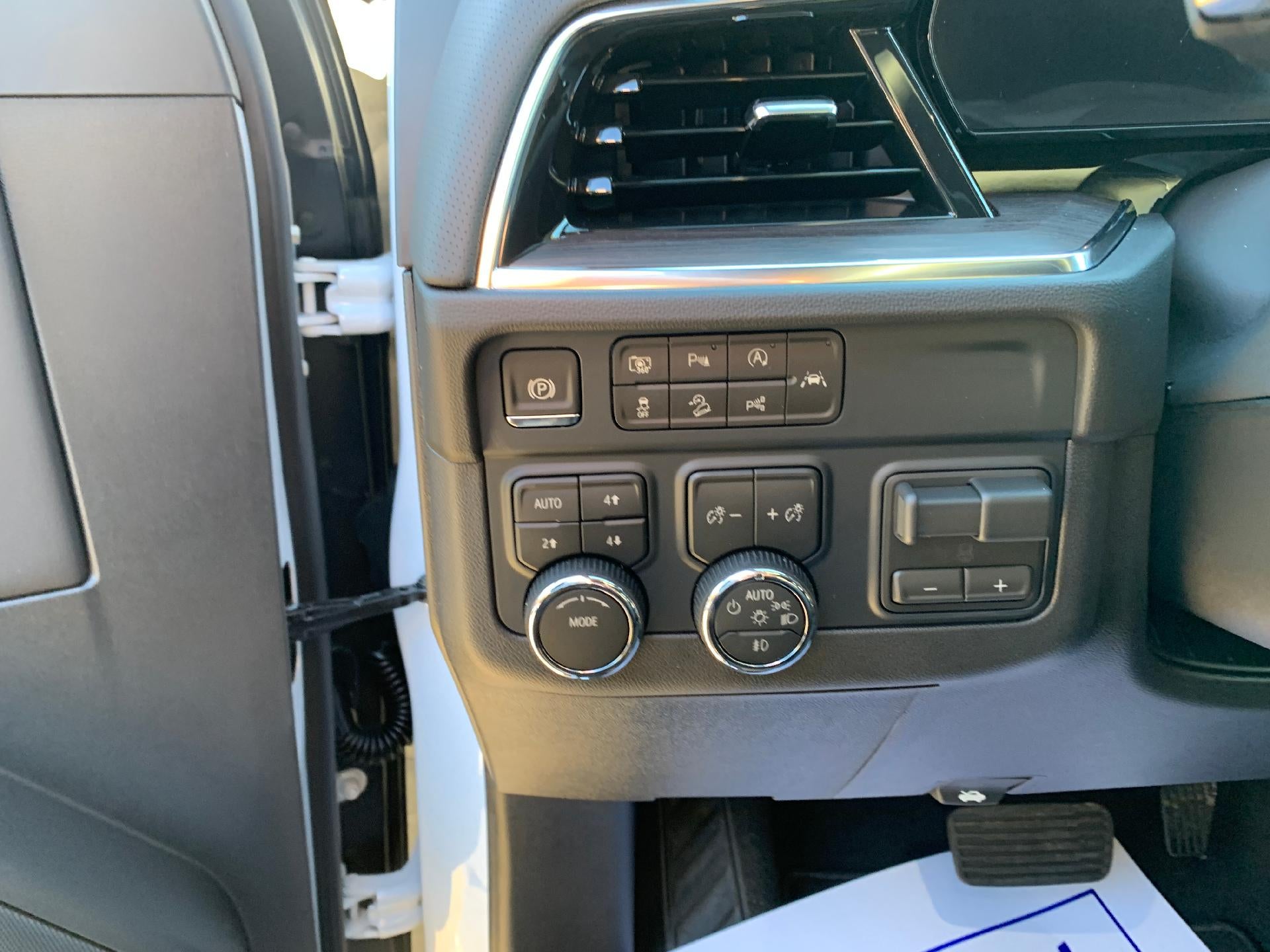 2026 Chevrolet Suburban Premier 4x4