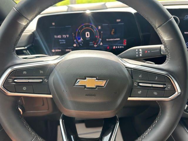 2025 Chevrolet Suburban 4WD Premier
