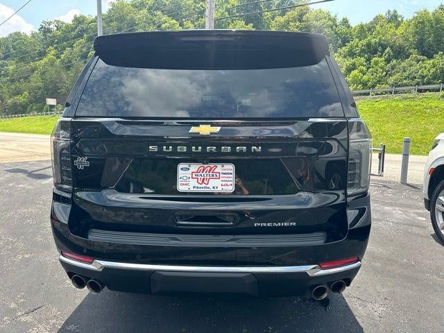 2025 Chevrolet Suburban 4WD Premier