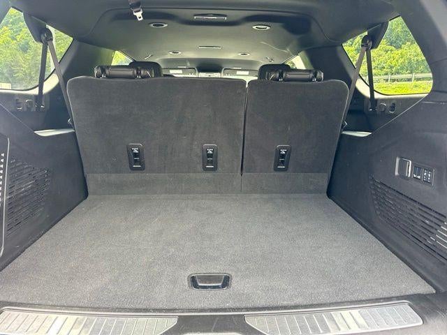 2025 Chevrolet Suburban 4WD Premier