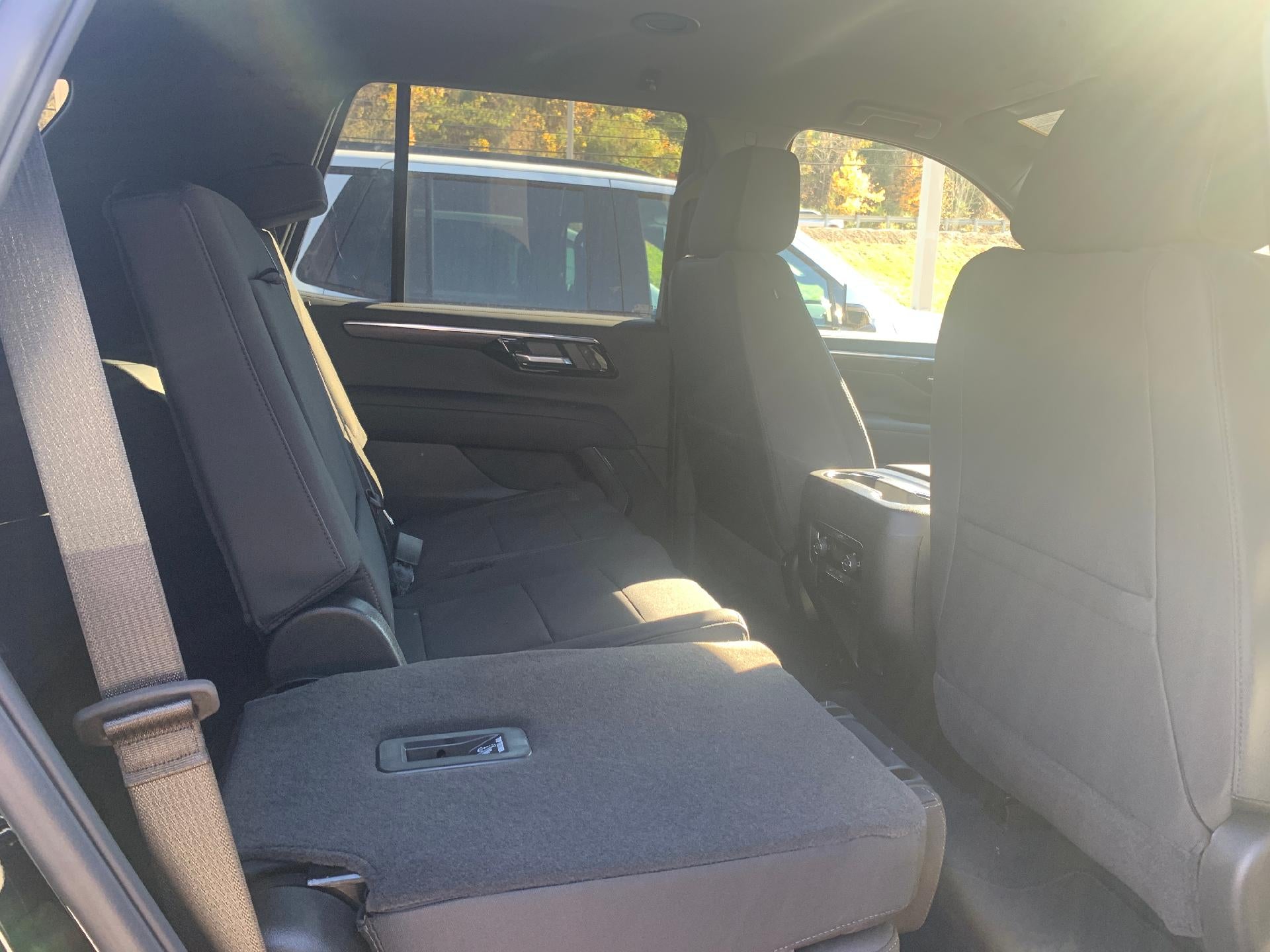 2026 Chevrolet Tahoe LS 4x4